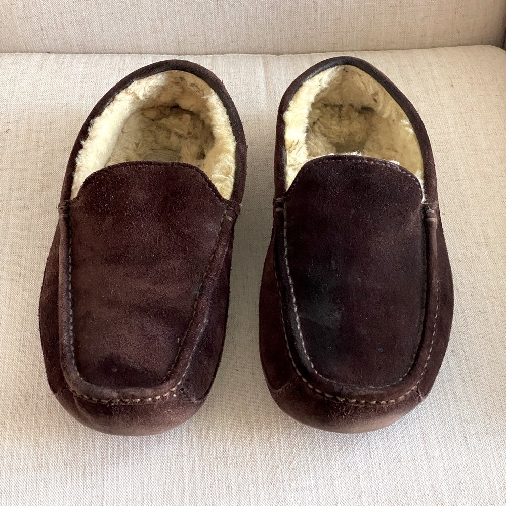 Mens UGG brown fur lined suede slippers